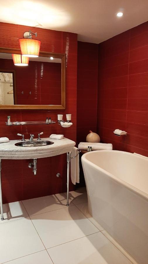 La Tour D'Enguernes Bed & Breakfast Montmeyan Bagian luar foto